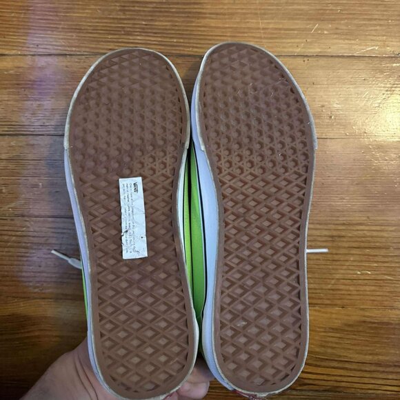 Vans Neon Lime Green Old Skool Shoes Sneakers Men's 10.5 Women's 12 Gecko - Picture 6 of 6